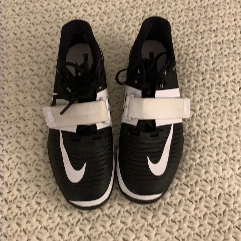 Nike women’s Romaleos 3 lifting shoe, size 9